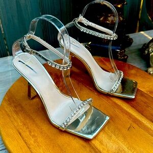 NWOB Marc Fisher Karima Silver Ankle Strap Sandal Heels (rhinestone) Size 7M